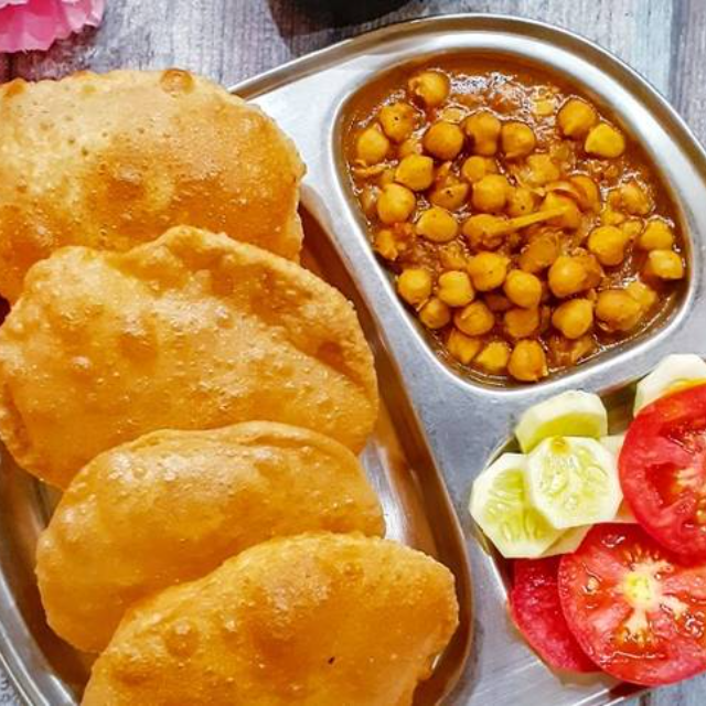 Chhole Puri (2p.c)